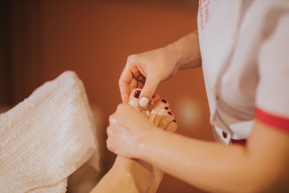 Foot Reflexology in Thoraipakkam